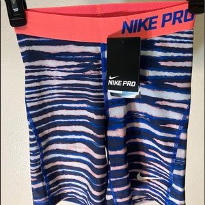 Nike pro 365 shorts. 5inch in length. Size XS.